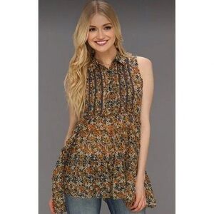 Free people yellow floral tunic with buttons. size medium barely worn